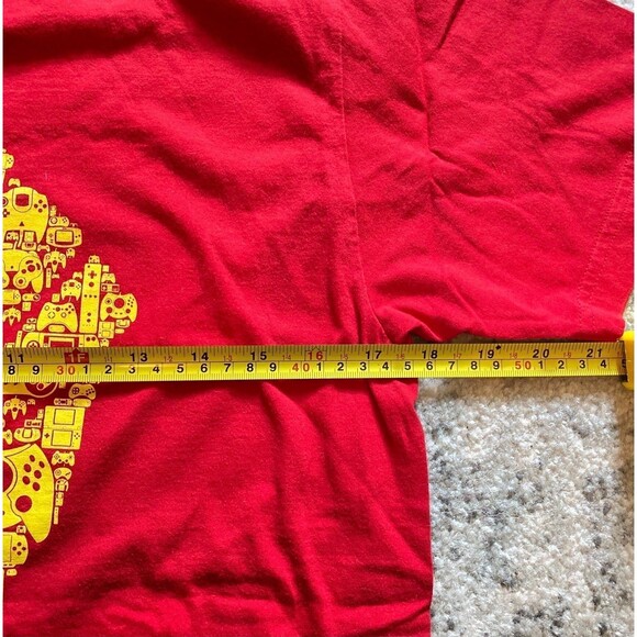 Threadless “The Gaming Revolution” T Shirt - Picture 3 of 4